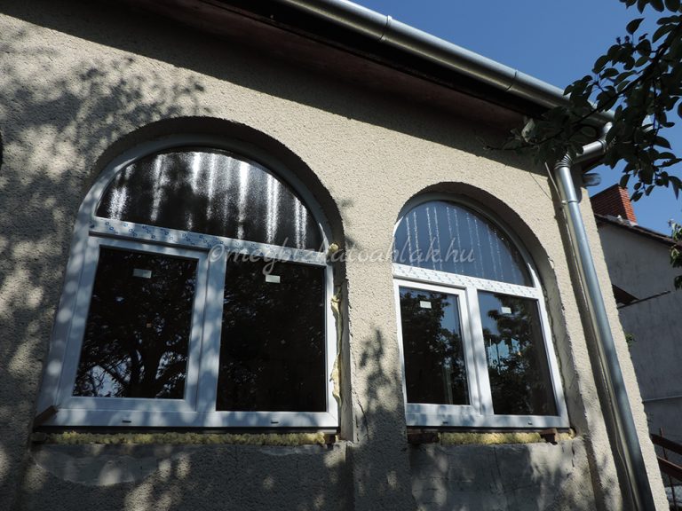 Ablakcsere Budapest vonzáskörzetében 8 Boltíves műanyag ablak