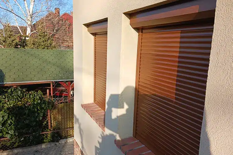 Redőnyök 5 Alumínium redőnyök