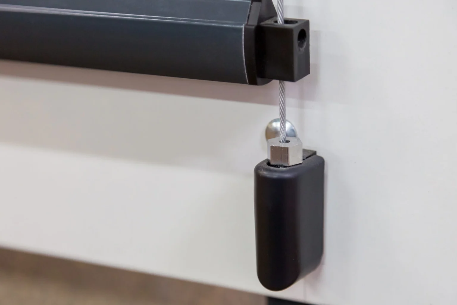 Napháló (Zip screen) árnyékoló 10 Napháló acélhuzalos megvezetéssel