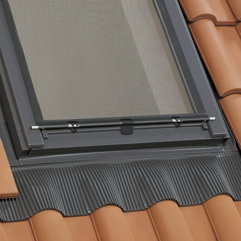Rooflite tetőablak 66 MIA hővédő árnyékoló